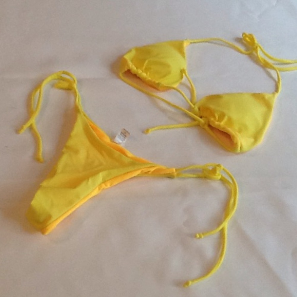 NWOT 2-piece string thong bikini